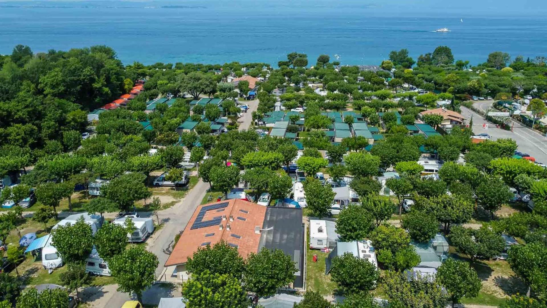 Camping Belvedere Lazise Exterior photo