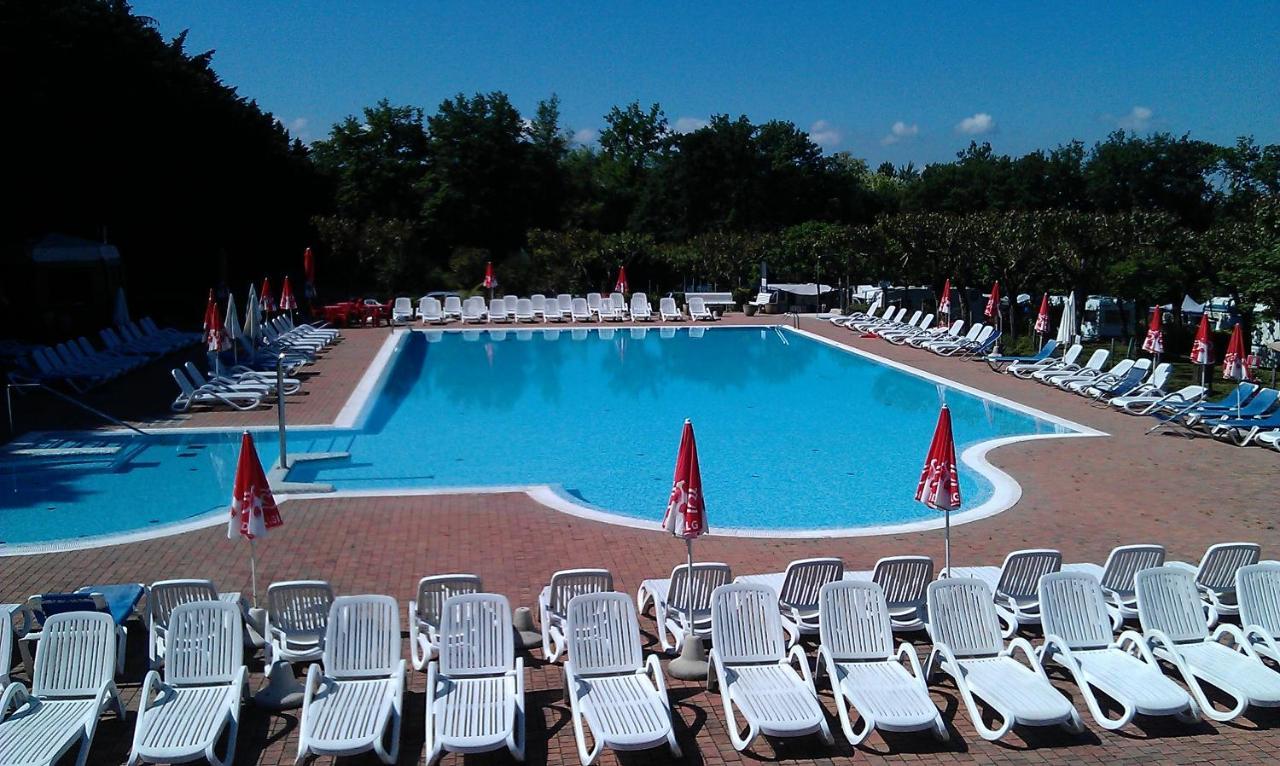 Camping Belvedere Lazise Exterior photo